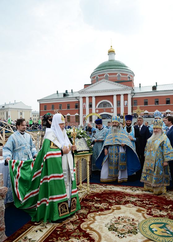 Закладка собора на месте обретения Казанской иконы Божией Матери 2016

